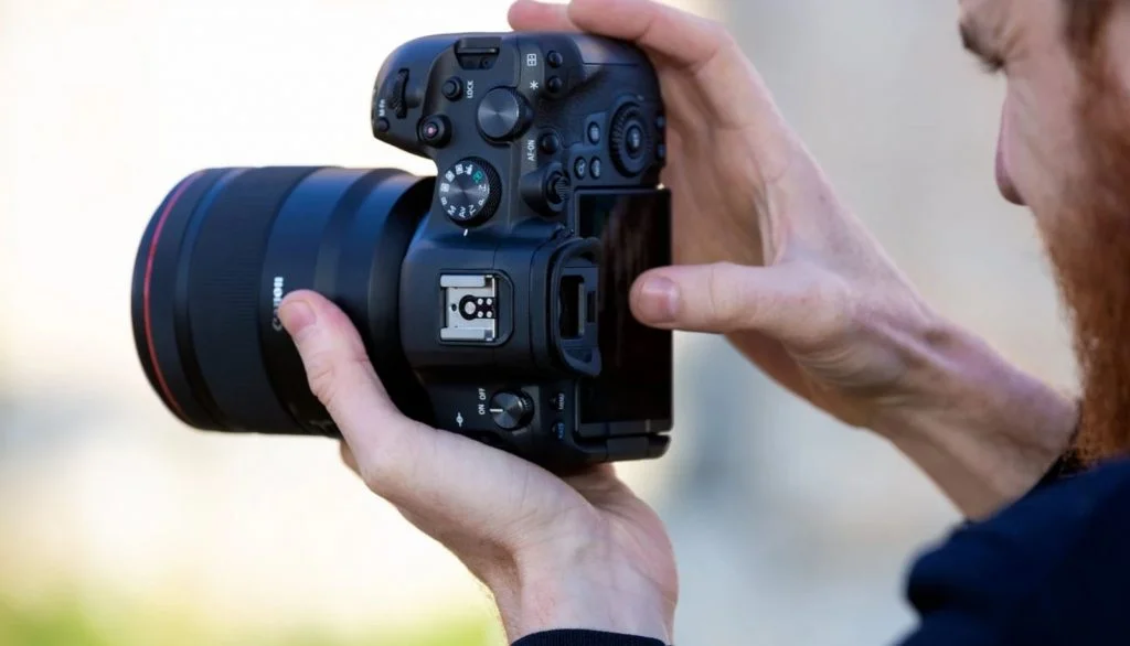 EOS R6