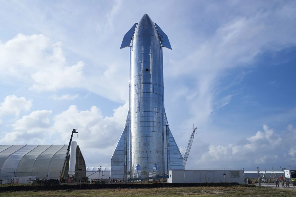 Starship Naslovna
