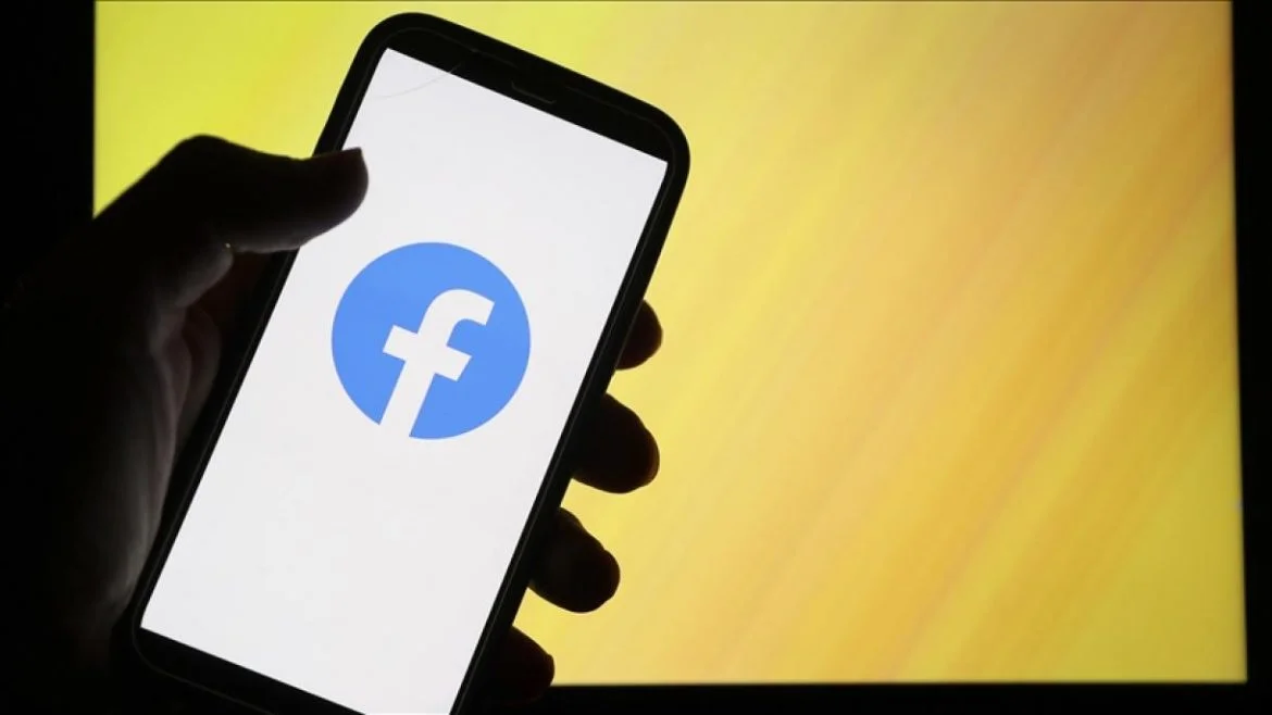 Rusija blokirala Facebook Naslovna