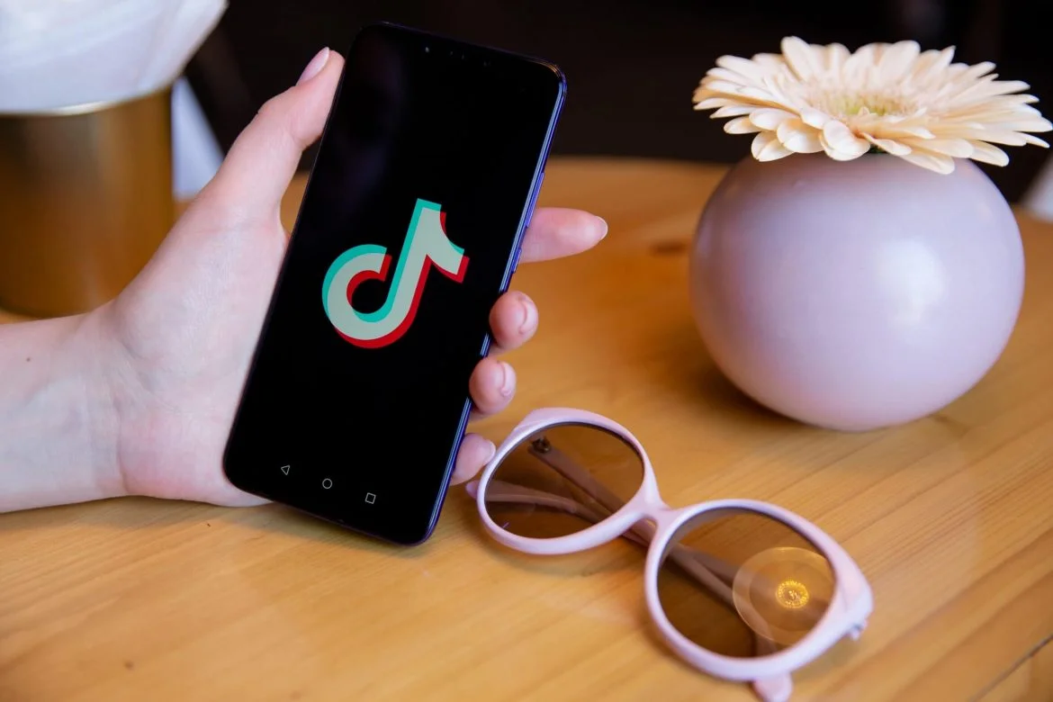 vodič za TikTok analitiku-Naslovna