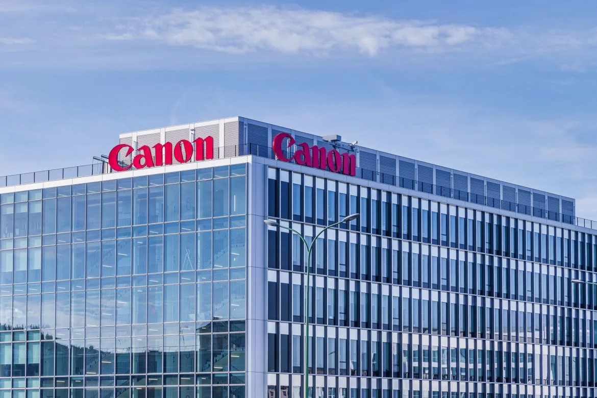 Canon Europe-Naslovna