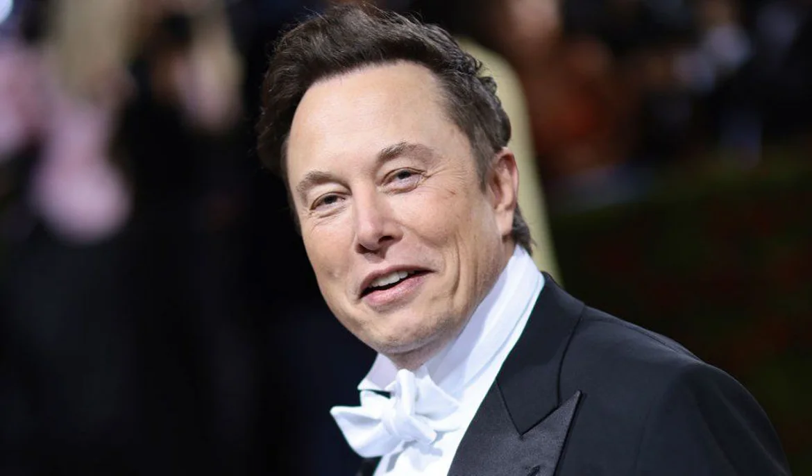 Elon Musk Naslovna