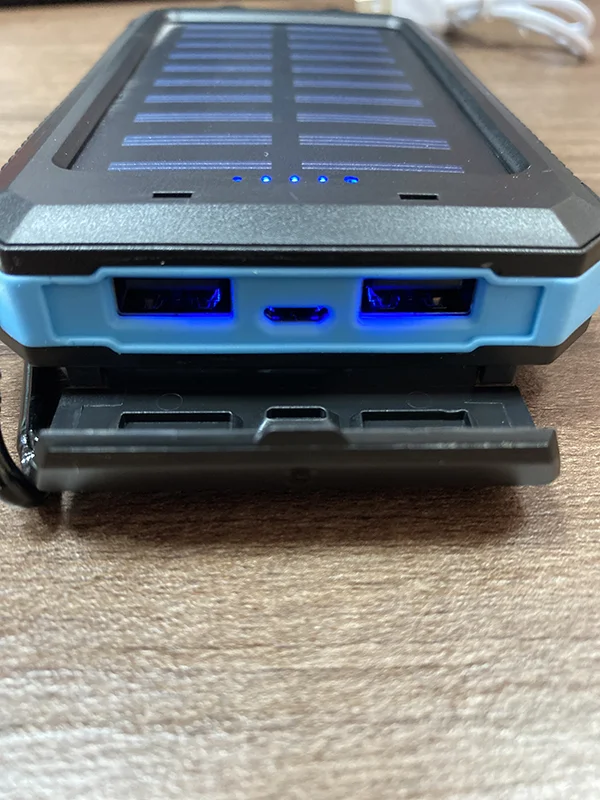 HRD-T12-Gembird-solar-power-bank-5