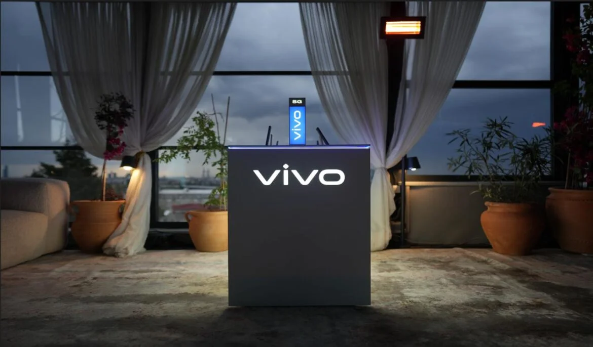 vivo X serije Naslovna