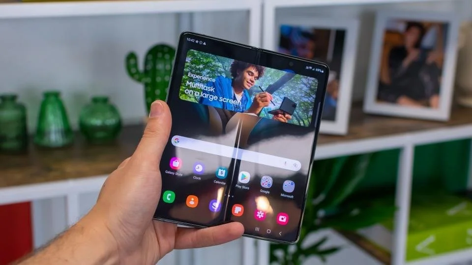 Samsung Galaxy Z Fold 4 Dvostruki ekran