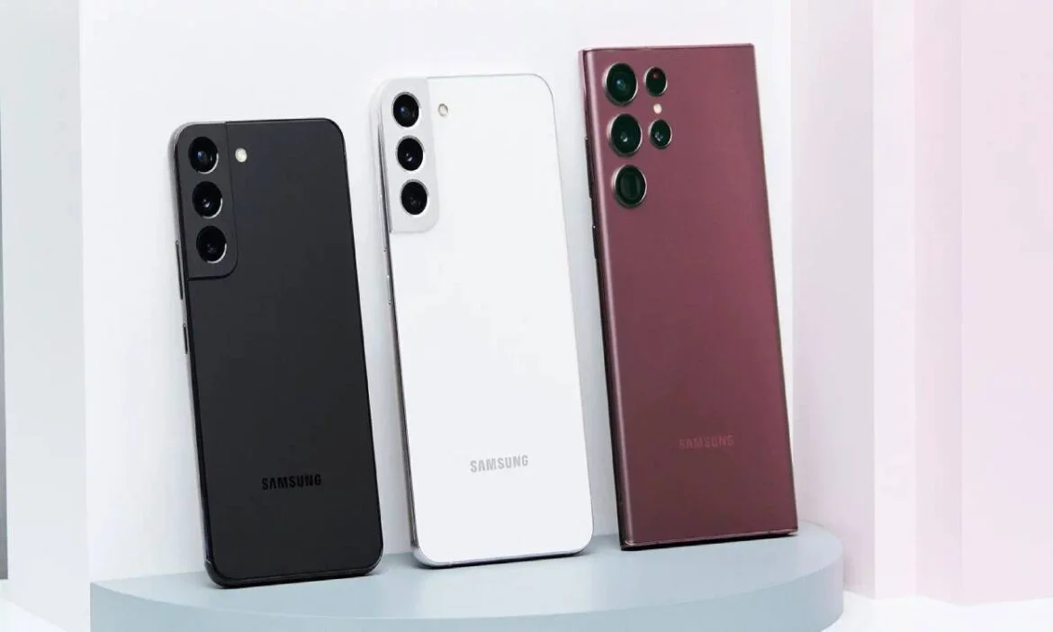Novi Samsung