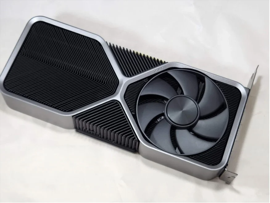 Nvidia GeForce RTX 4070 2
