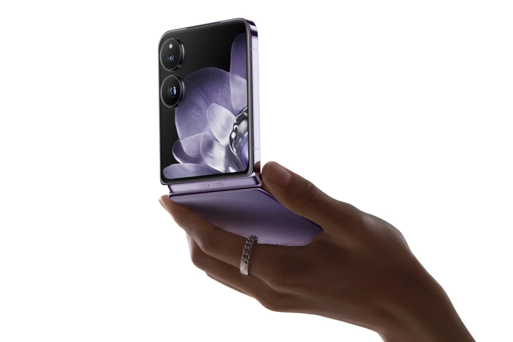Xiaomi Mix Flip
