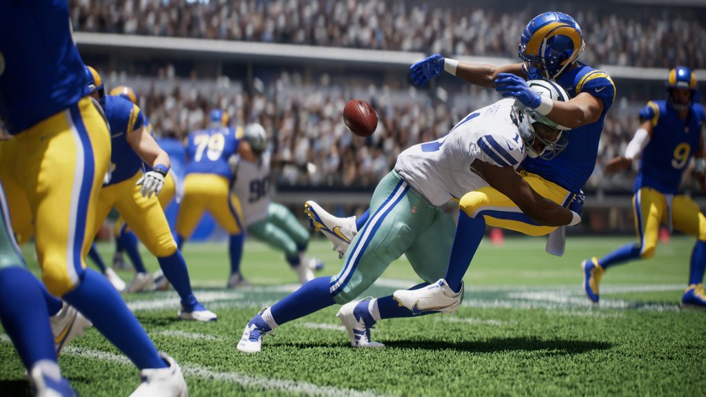 EA SPORT Madden NFL 25 3