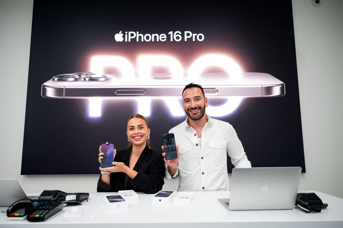 Jelena Vajs i Miloš Nadaždin iSTYLE Apple premijera