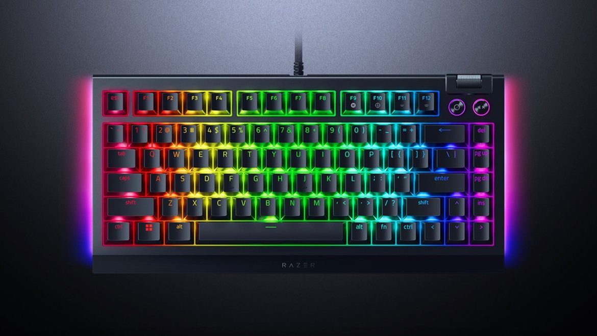 Razer najavljuje BlackWidow V4 Pro 75% mehaničku tastaturu sa OLED ekranom