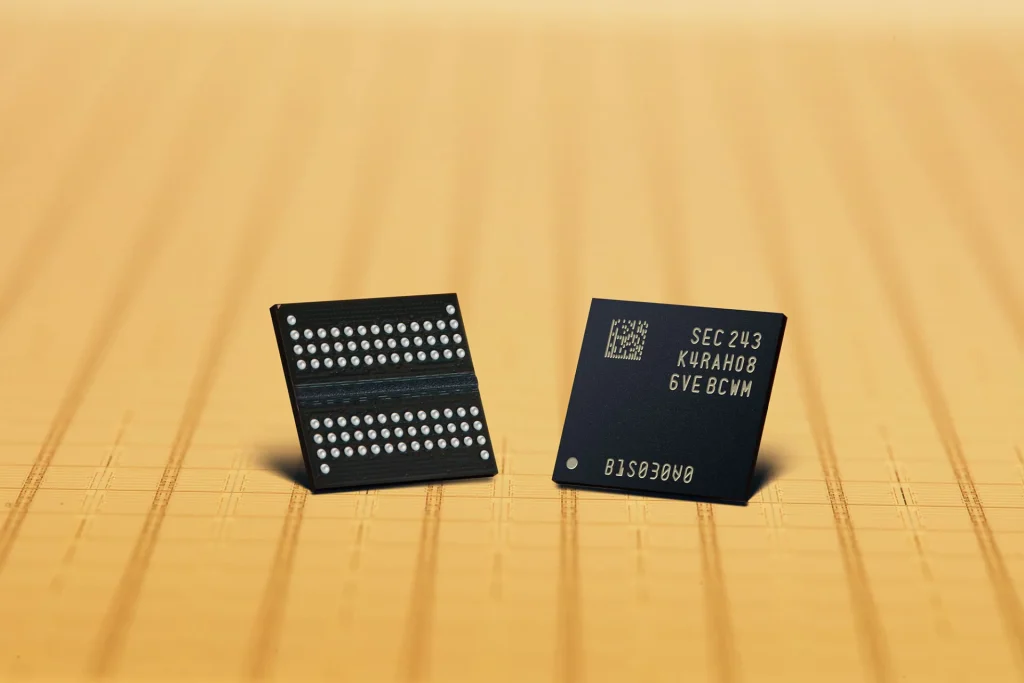 samsung-electronics-develops-industrys-first-12nm-class-ddr5-dram
