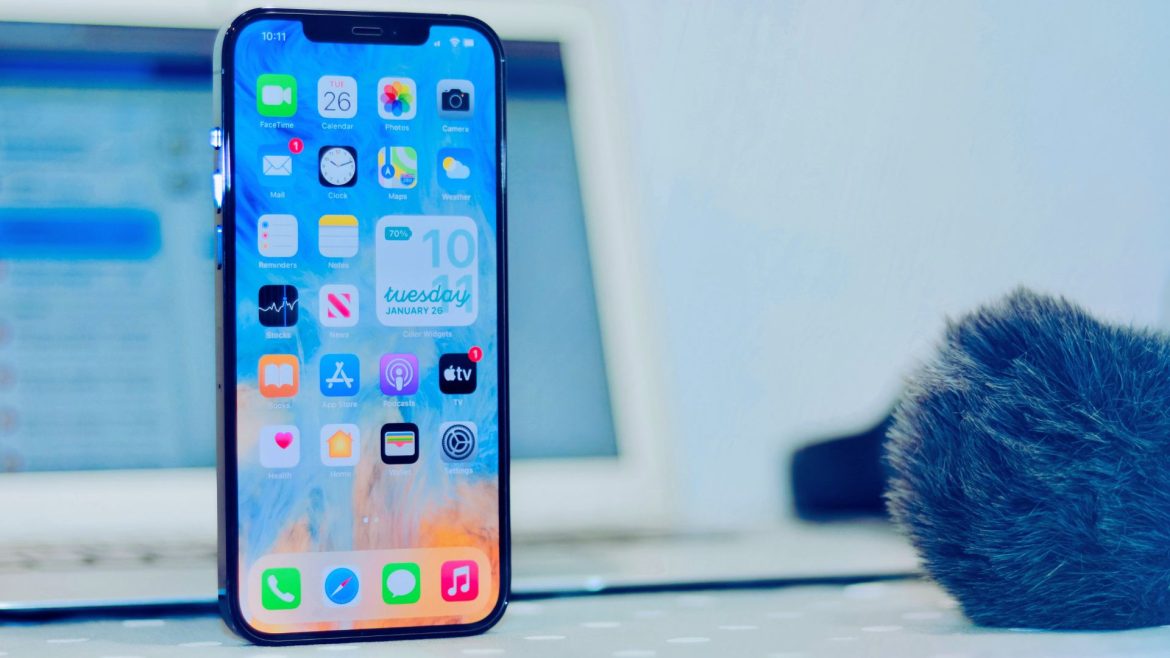 iPhone