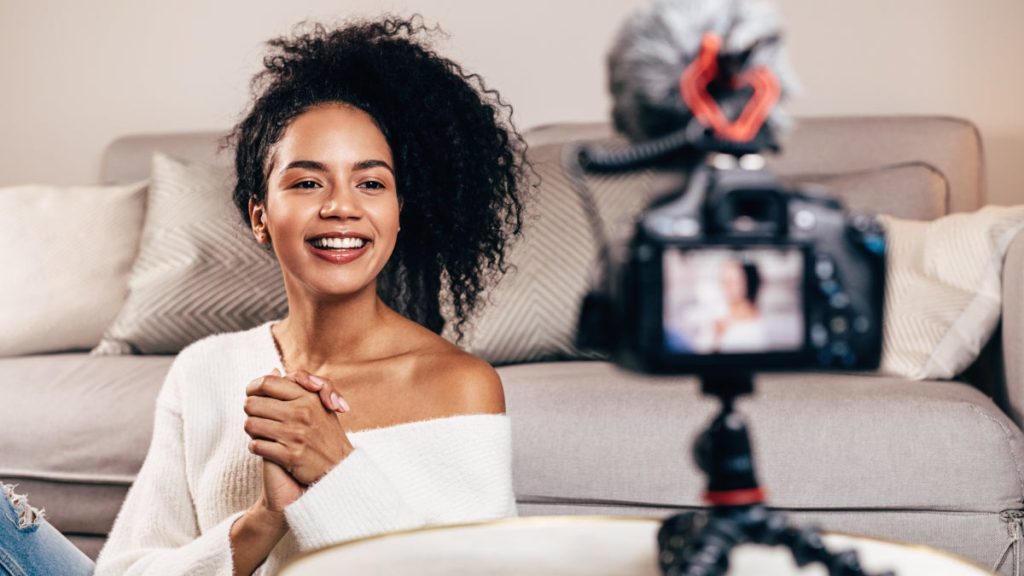 Uspon digitalnih autoriteta Kako se na poslovnoj mreži stvara nova generacija uticajnih ličnosti 2