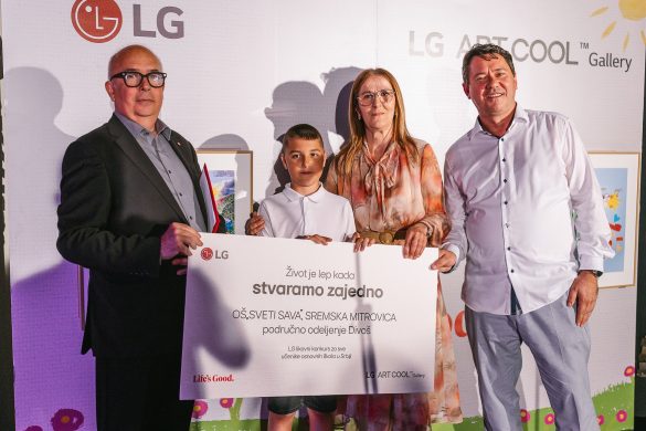 Pobednici i dodela vaučera OŠ ,,Sveti Sava'' iz Sremske Mitrovice