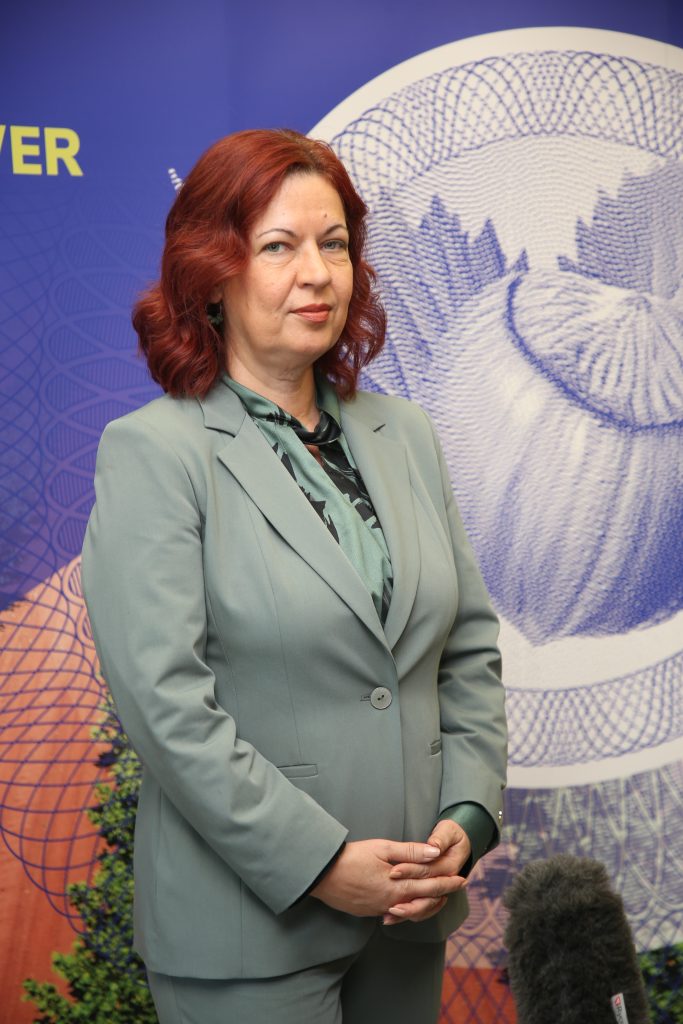 Mr Jelena Nestorov Bizonj