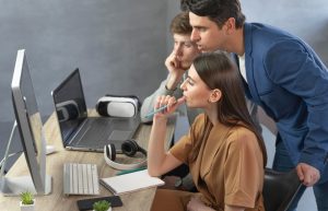 Buduće implikacije: što će se desiti sa "sigurnim" korporativnim developerima do 2030.
