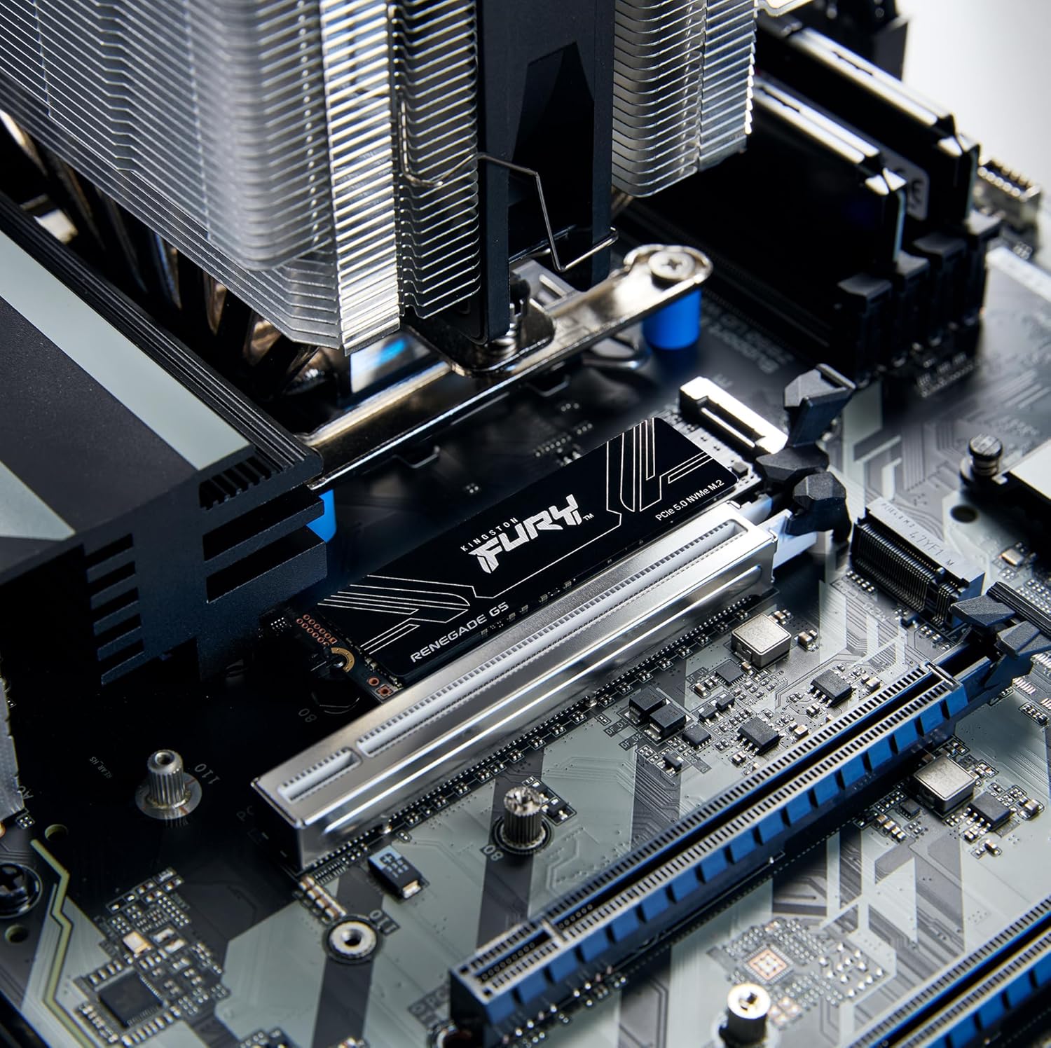 Kingston Fury Renegade G5 8TB NVMe SSD recenzija