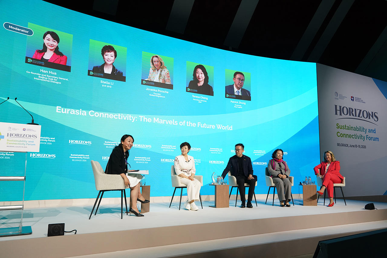 Panel diskusija sa Stelom Li (Foto Dragan Kujundžić)